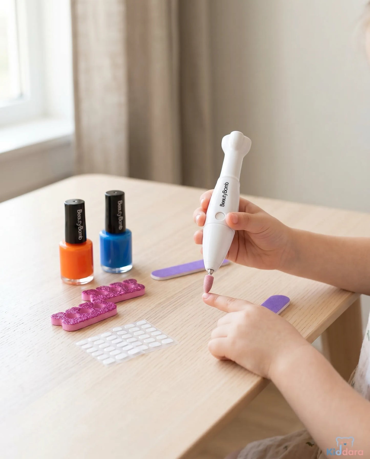 Beauty Bomb Nail Set